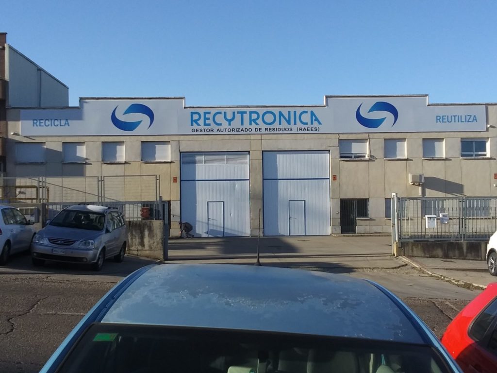 Almacén Residuos Recytronica Valladolid