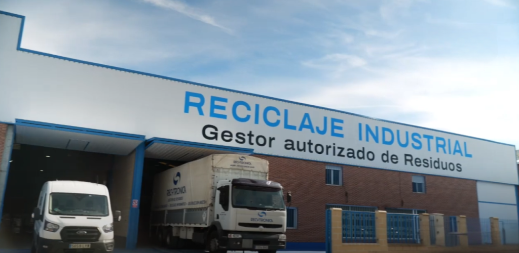 Certificaciones y autorizaciones como gestor de residuos